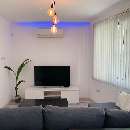Nordic Style Apartment With Underground Parking 索菲亞 外观 照片