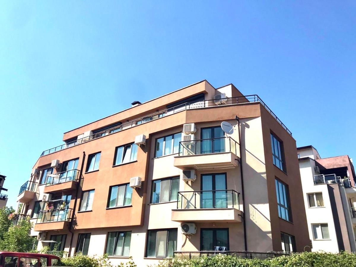 Nordic Style Apartment With Underground Parking 索菲亞 外观 照片
